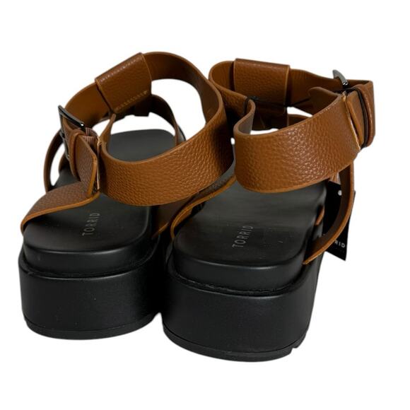 Torrid Flatform Gladiator SZ 11.5 Brown Chunky Faux Leather Platform Sandal NWT - Picture 2 of 6